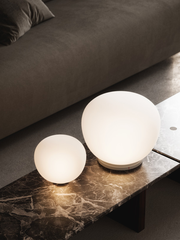 Lumi Mochi F07 - Lampada da tavolo